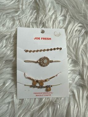 Women's Accessories - Bracelets